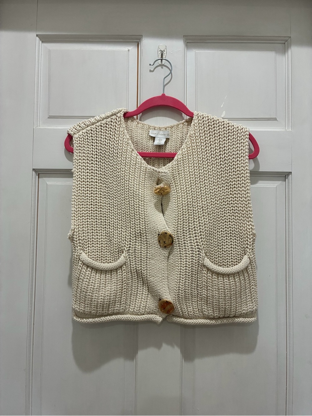 House of Harlow 1960 Cream Chunky Knit Button Vest